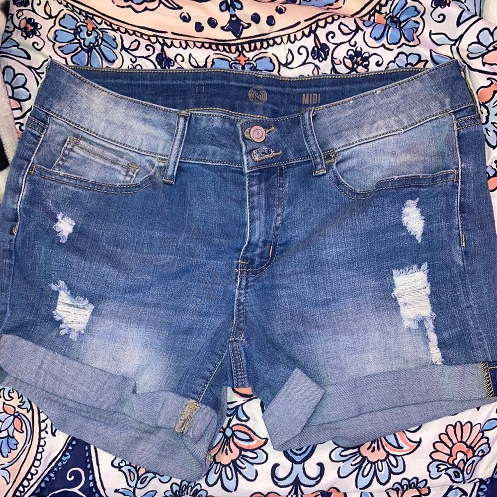 Blue shorts